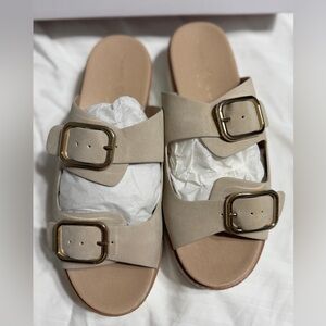 Chinese Laundry Seraphine Wedges Hali Suede Beige double buckle, size 10